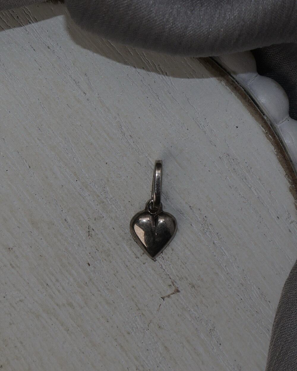 Vintage Sterling Silver Small Puffy Heart Pendant 0.6G / 0.6in